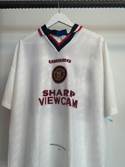 96-97 Manchester United Away