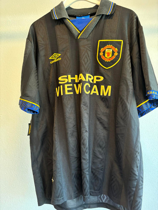 93-95 Manchester United Away